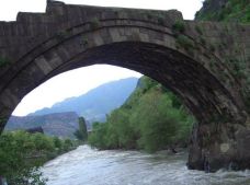 Река Дебе́д (арм. Դեբեդ)