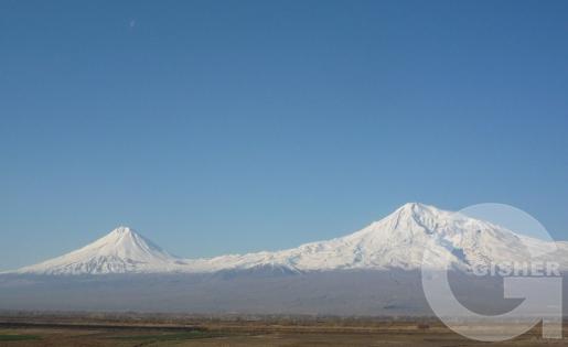 Арарат (30.03.2011).JPG