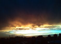 Краски над Ереваном