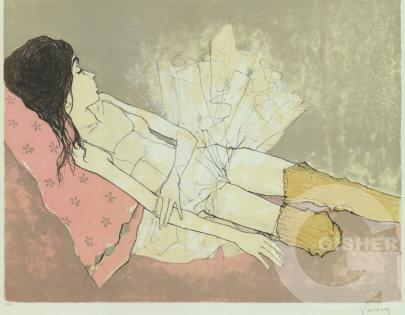 Opheli with pink pillow