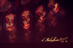 Hypnotize Close Up 1