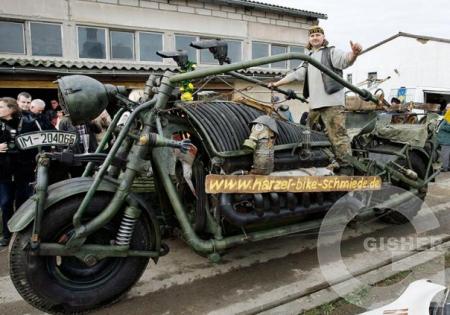 Мотоцикл № 103