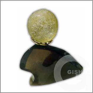 Day and Night - Quartz. [height 9 cm.]