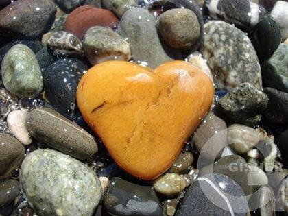 камень-сердце