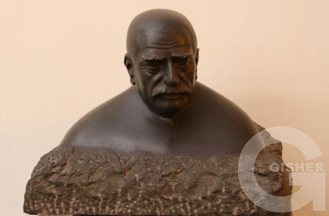 Chartarapet T. Toramanyani kisandrin (1951)