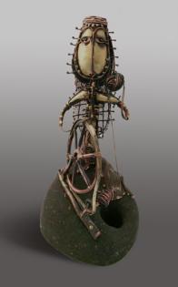 A woman spinning the wool 1