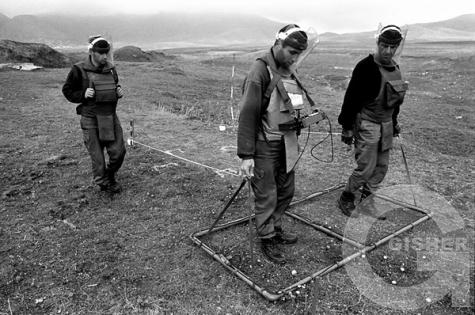 HALO Trust Minefield clearance, Askeran, Nagorno Karabakh © Onnik Krikorian , Oneworld  Multimedia.