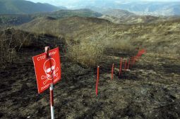 Minefield clearance, Meghvadzor, Armenian-controlled Azerbaijan © Onnik Krikorian , Oneworld Multimedia.