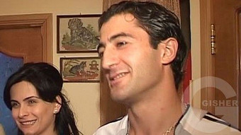 Chein spasum - Mano Svajyan, Sargis Grigoryan