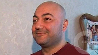 Chein spasum - Karen Saribekyan