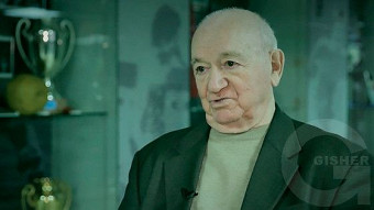 Haxtanak kertoxner - Nikita Simonyan