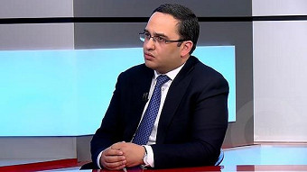 Harcazruyc - Viktor Soghomonyan